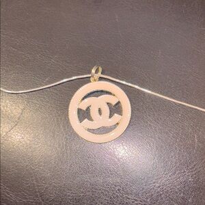 Chic Pink Pastel Pendant Necklace